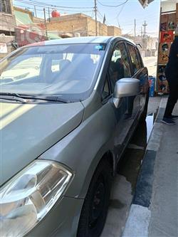 نيسان فيرسا